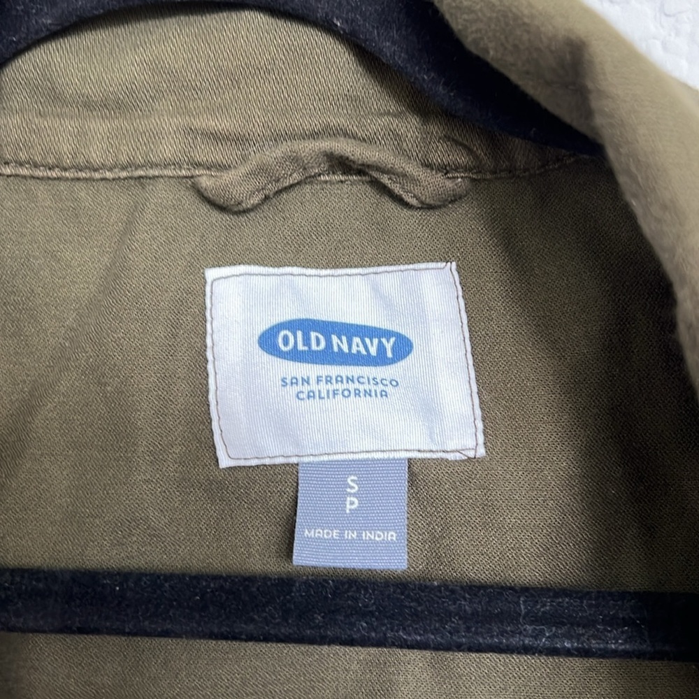 Old Navy Army Green Utility Jacket - Picture 3 of 5